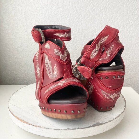 Lane boots Shoes - Lane Boots LEXINGTON Womens Red Wedges Western Sandals Wooden Heels Size 10